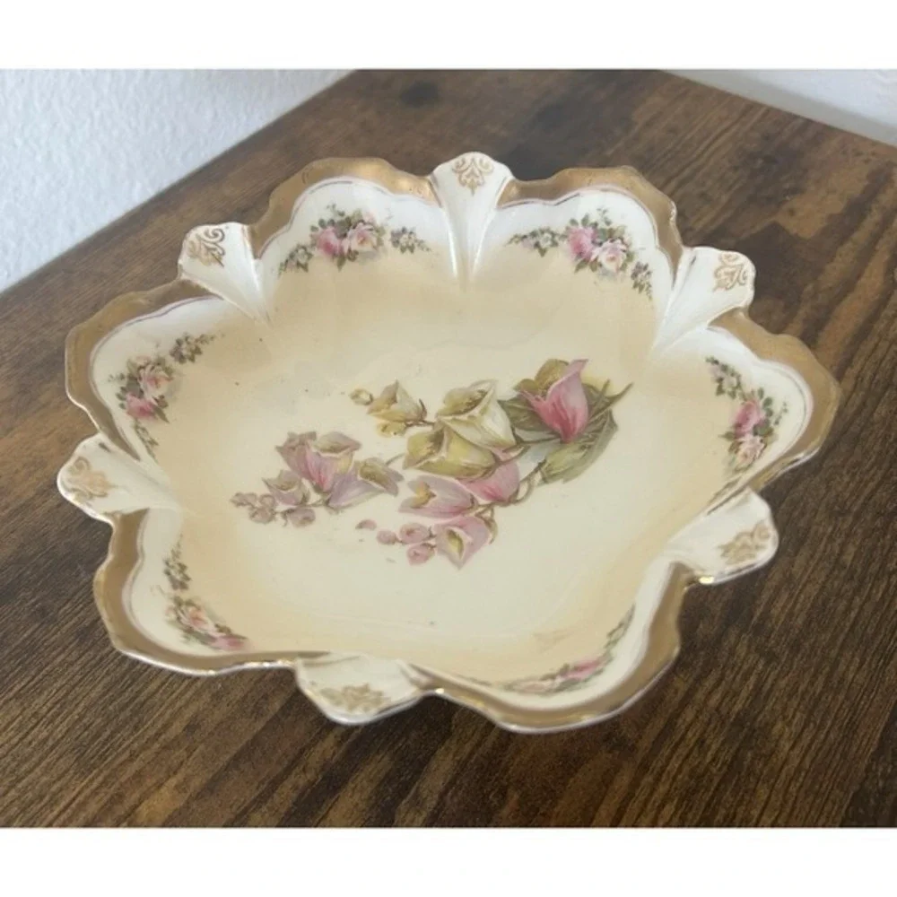 Antique RS Prussia Germany‎ Floral Decorative Footed 7